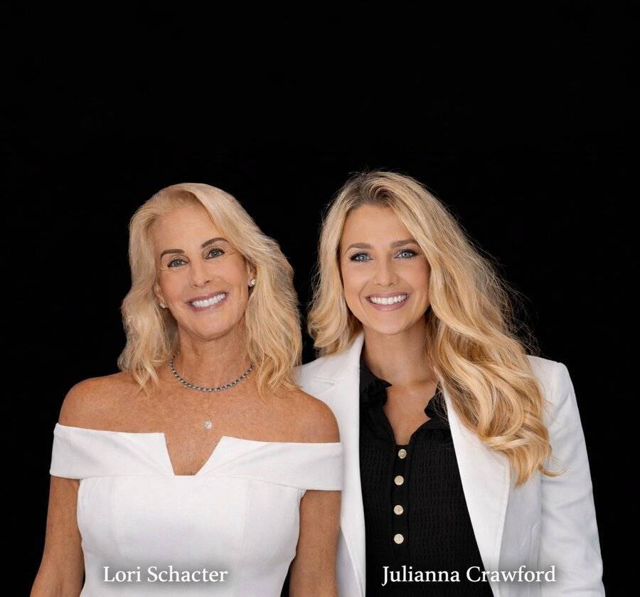  Lori Schacter Group Photo